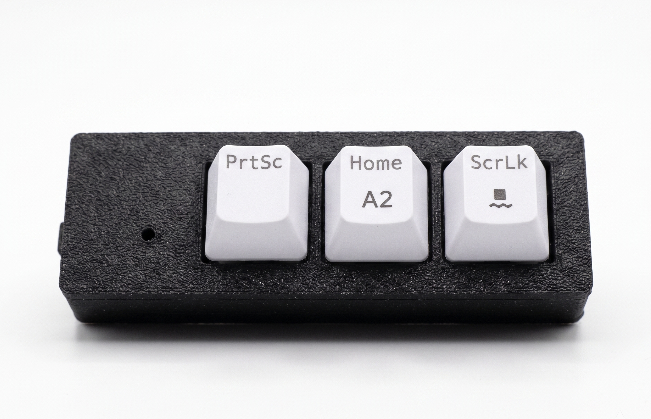 Poco Pad - 1x3 Macro Keyboard - Flat